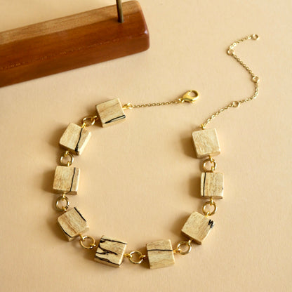 Chloe Necklace